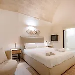 Stone Living - Nel Cuore Dei Sassi Di 招待所 4*